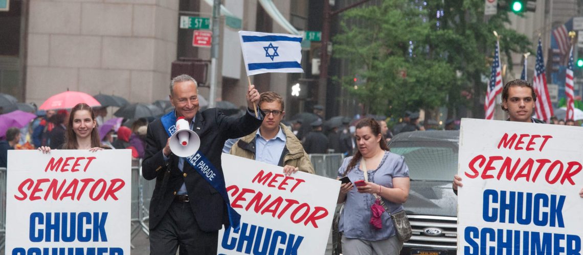 ניתוח חדשות מה אומר ספרו החדש של צ'אק שומר על האנטישמיות משמאל?