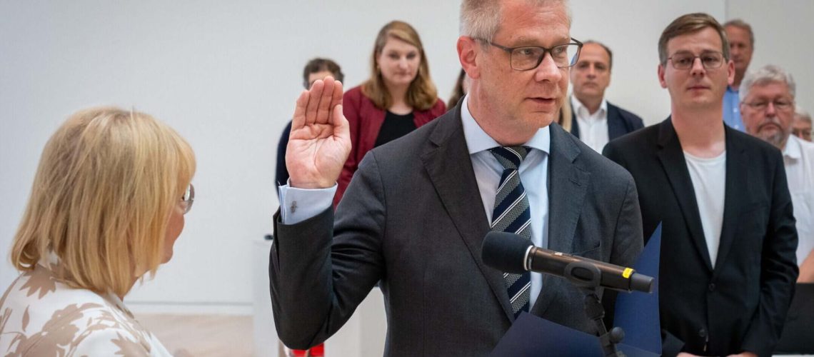 נציב האנטישמיות הגרמני פרש ממפלגת השמאל הקיצוני בגלל החלטה אנטי-ישראלית