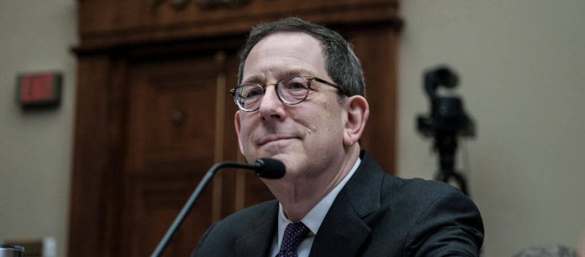 נשיא היהודי של צפון -מערבית להתפטר לאחר מתח עם הבית הלבן על הטיפול באנטישמיות