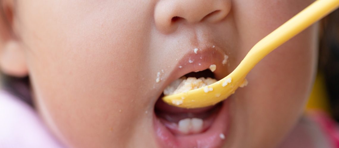 Study: Cluttered with claims: Composition, nutrition, health and marketing claims on commercial infant and toddler foods in New Zealand. Image Credit: banjongseal324SS / Shutterstock