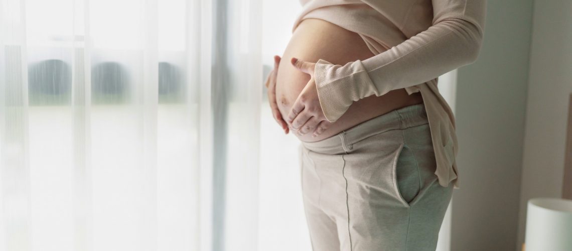 Study: Association of Beverage Consumption during Pregnancy with Adverse Maternal and Offspring Outcomes. Image Credit: mojo cp/Shutterstock.com
