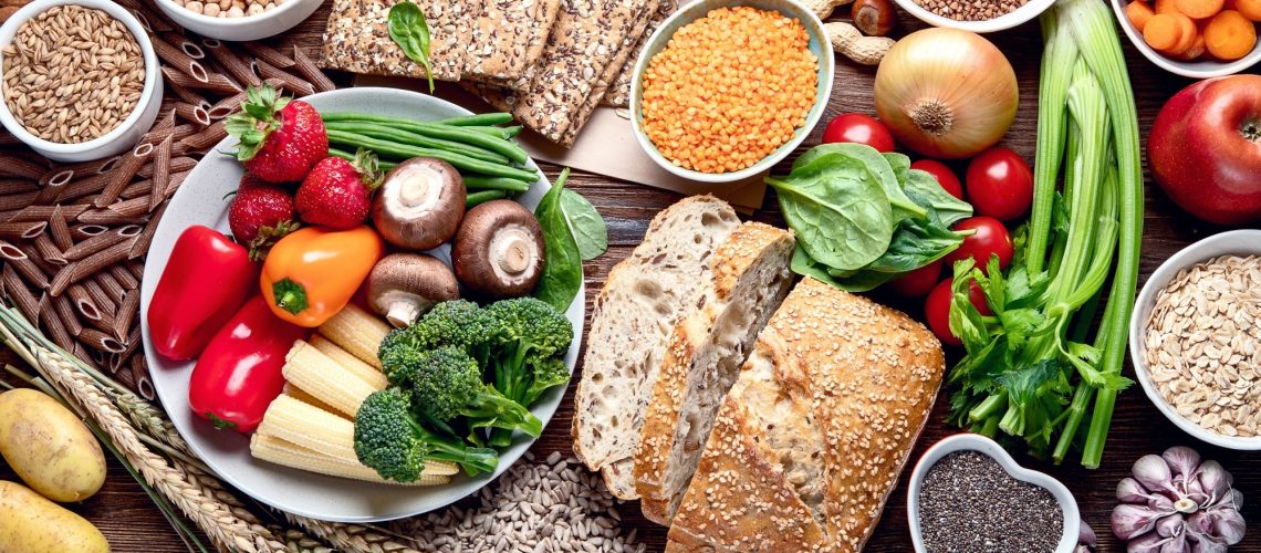 Study: Dietary fibre directs microbial tryptophan metabolism via metabolic interactions in the gut microbiota. Image Credit: Tatjana Baibakova / Shutterstock.com