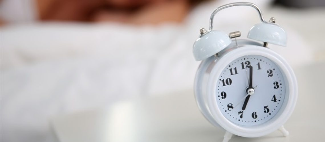קצב שינה לא סדיר קשור לבריאות לב וכלי דם ירודה יותר אצל אנשים בגיל העמידה