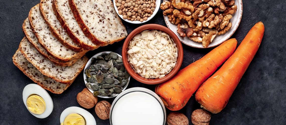 Study: J-shaped association between dietary thiamine intake and the risk of cognitive decline in cognitively healthy, older Chinese individuals. Image Credit: aleksandr talancev/Shutterstock.com