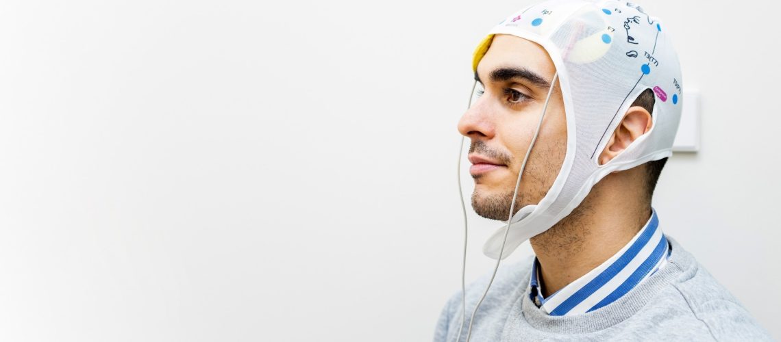 Study: Transcranial direct current stimulation associated with physical exercise can help smokers to quit smoking: a randomized controlled trial. Image Credit: Yiistocking / Shutterstock