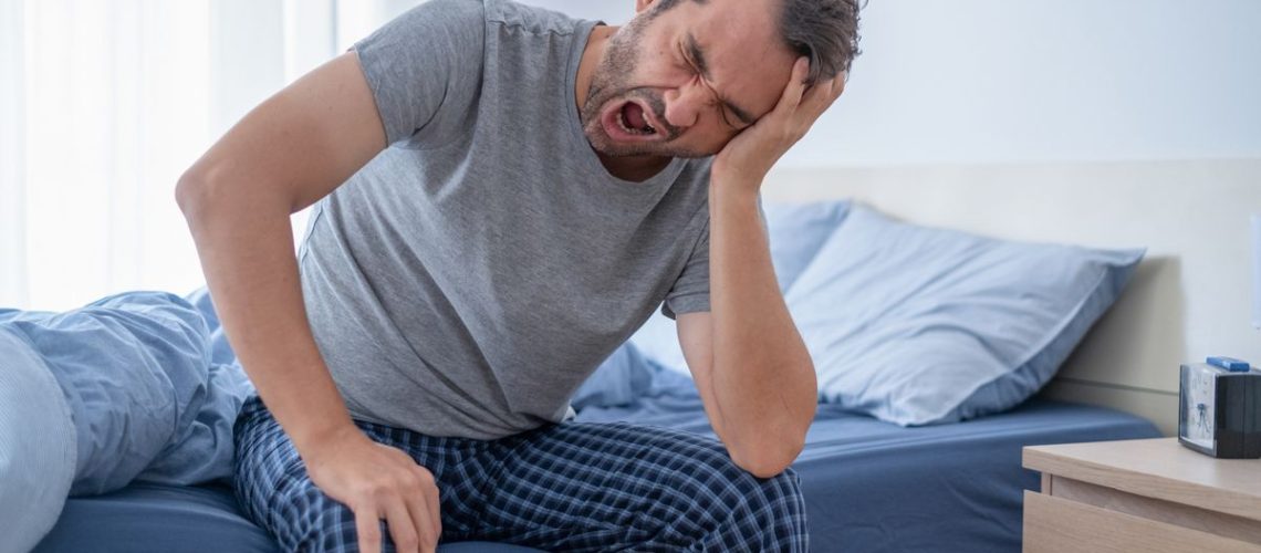 שינה שבורה קשורה למחלת כבד, אומר מחקר חדש