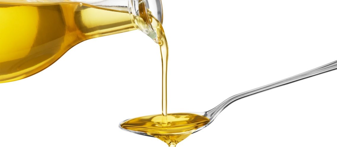 Study: Consumption of Olive Oil and Diet Quality and Risk of Dementia-Related Death. Image Credit: ifong / Shutterstock