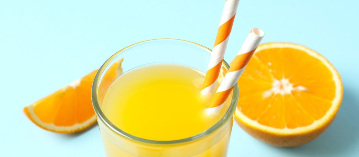 Study: A Global Transcriptomic Analysis Reveals Body Weight-Specific Molecular Responses to Chronic Orange Juice Consumption in Healthy Individuals. Image Credit: Sunlight_s / Shutterstock