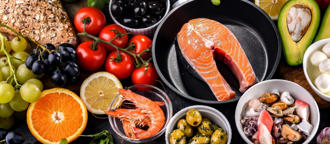 Study: Validation of a pregnancy-adapted Mediterranean diet Adherence Screener (preg-MEDAS): A validation study nested in the IMPACT BCN trial. Image Credit: monticello / Shutterstock