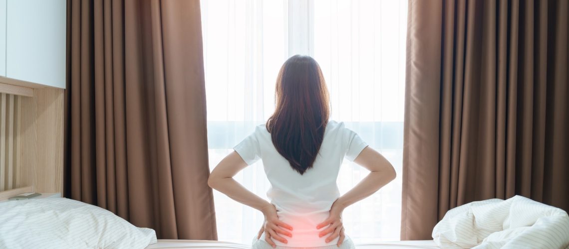 Study: Full-spectrum extract from Cannabis sativa DKJ127 for chronic low back pain: a phase 3 randomized placebo-controlled trial. Image Credit: Jo Panuwat D / Shutterstock